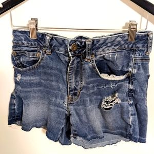 Women's American Eagle Jean Shorts - Size 6